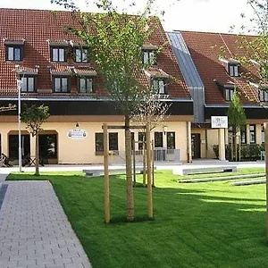 https://hotel-hembacher-hof-rednitzhembach.com-bavaria.com
