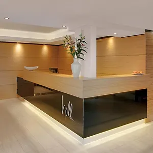 https://hotel-holl.com-bavaria.com